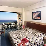 Lomeniz Готель 3*